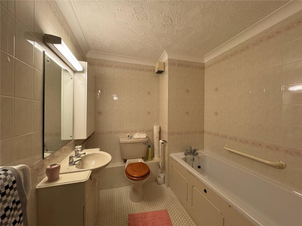 Additional image 17 of Oakleigh Close, Swanley, Kent, BR8