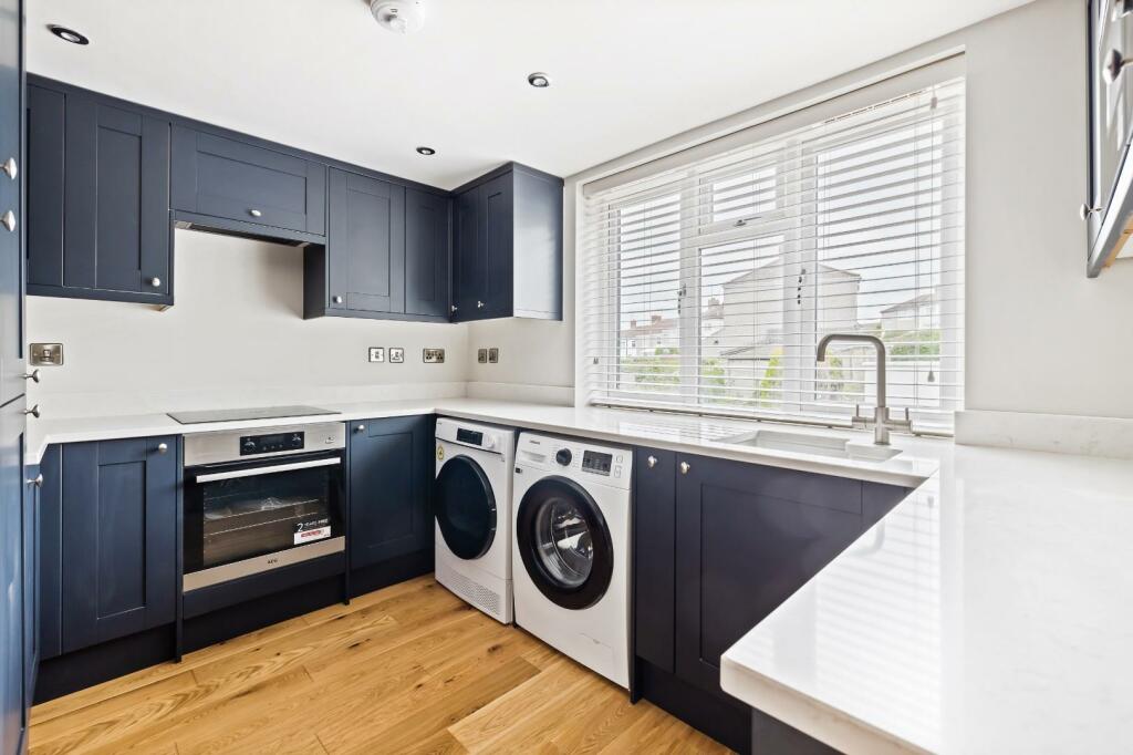 Additional image 16 of Cecil Avenue, St George