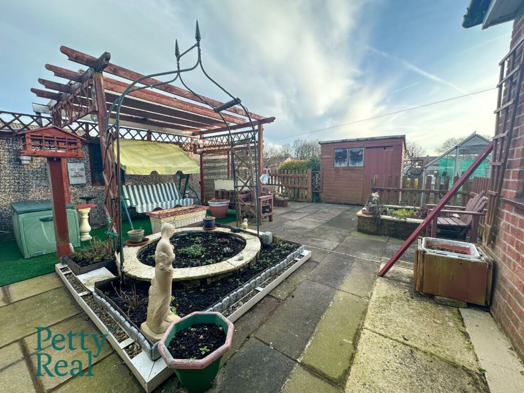 Additional image 16 of Venables Avenue, Colne