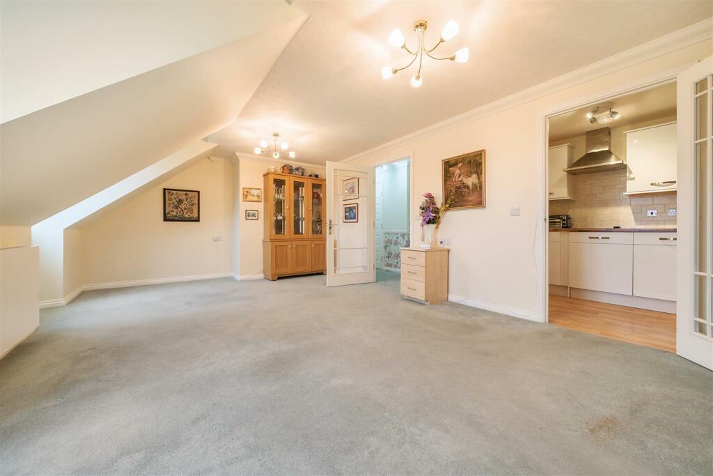 Additional image 4 of Grace Lodge, Thornbury, Bristol