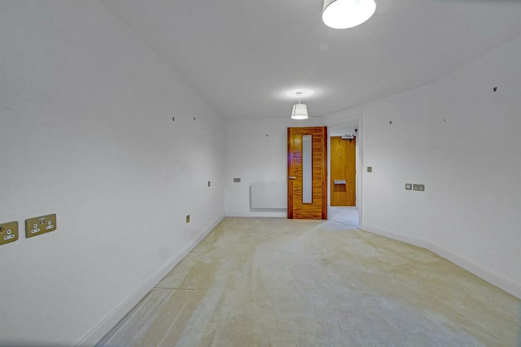 Additional image 14 of Manor Park Road, Chislehurst