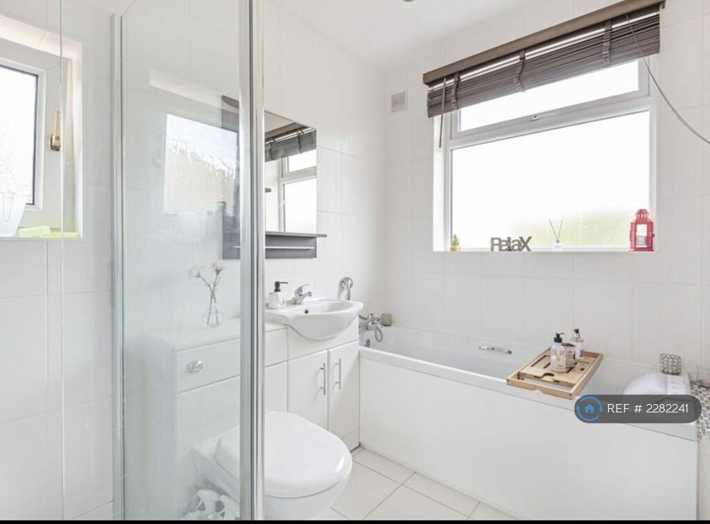 Additional image 4 of Bassetts Way, Farnborough, Orpington, BR6
