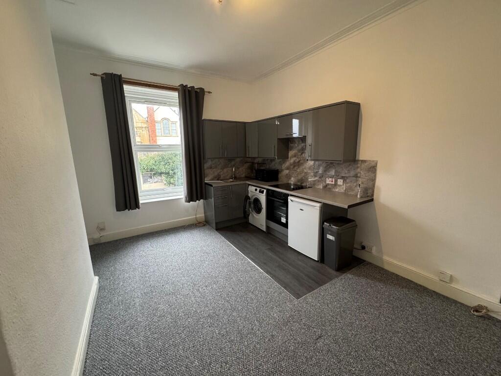 Additional image 7 of Flat 6 Limerick Road,Redland,Bristol,BS6 7DZ