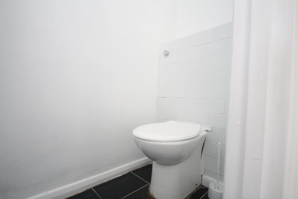 Additional image 4 of Silverwood Close, BR3