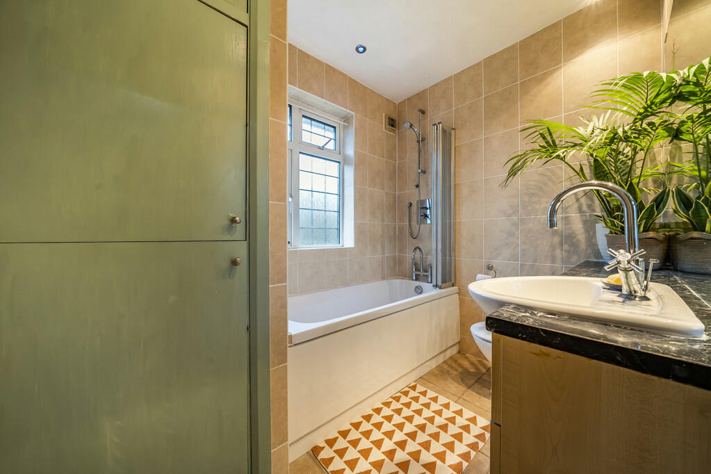 Additional image 21 of Broke Farm Drive, Orpington