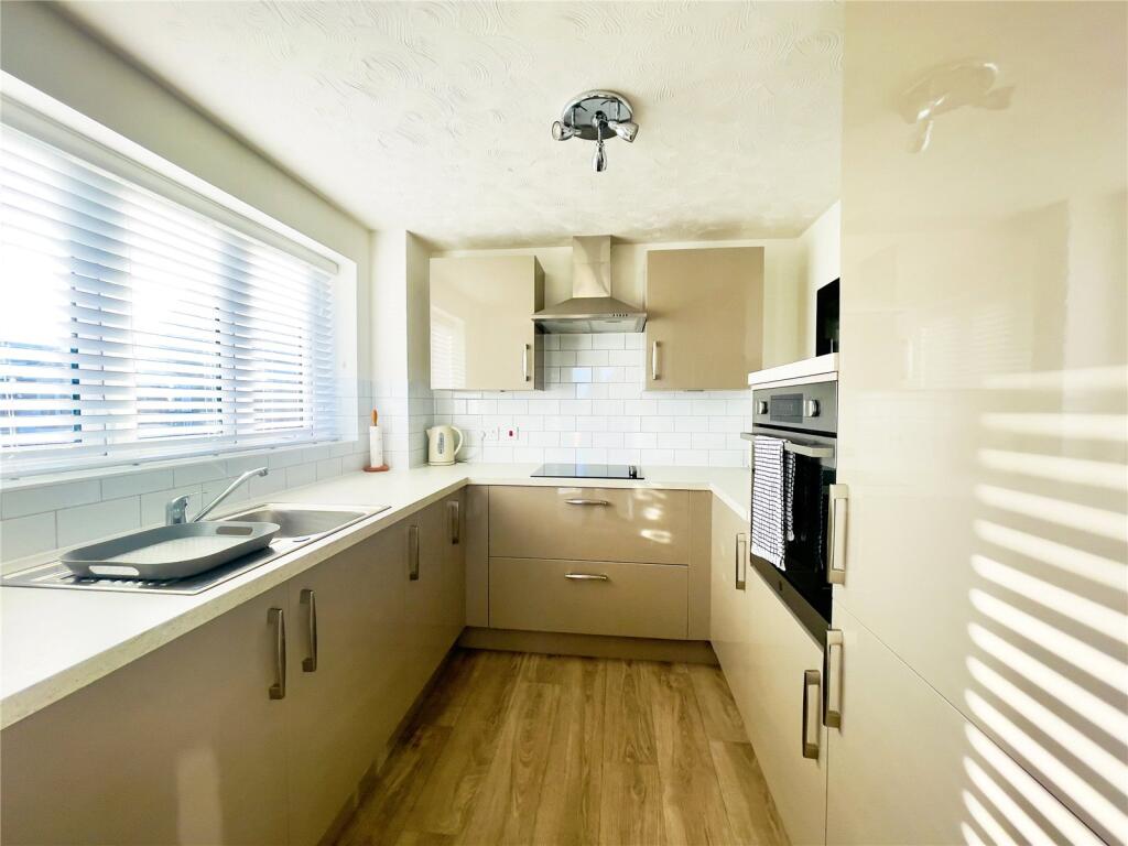 Additional image 4 of Birchwood Park Avenue, Swanley, Kent, BR8