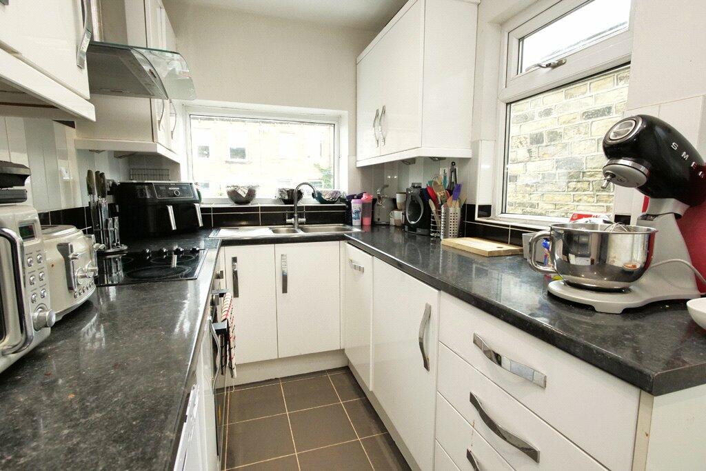 Additional image 6 of 39 Bolton Road, Silsden, BD20 0JY