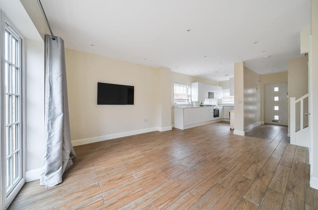 Additional image 12 of Viscount Mews, Chislehurst, Kent, BR7