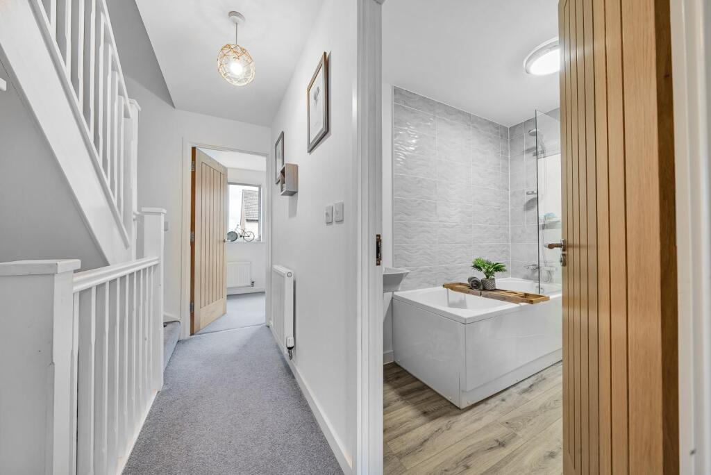 Additional image 7 of Nearly new family home in central Yatton