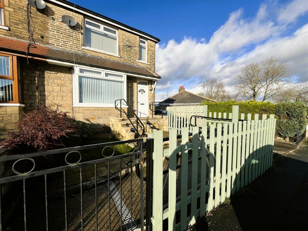 Additional image 16 of Carr House Lane, Wyke, Bradford