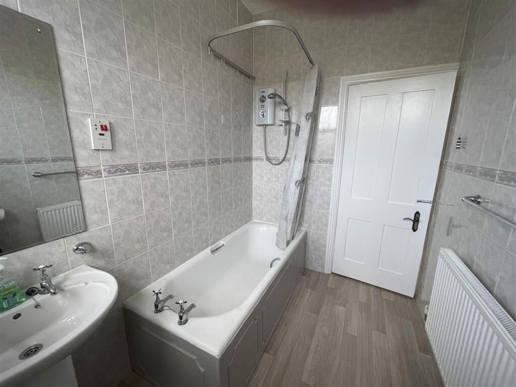 Additional image 10 of Clarence Grove Road, South Ward