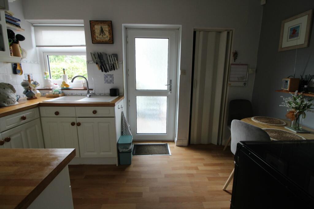 Additional image 7 of Hallowes Park Road, Cullingworth, Bradford, BD13