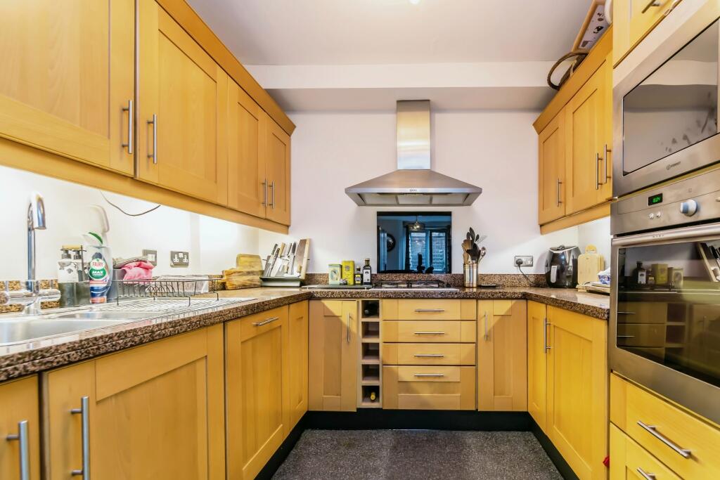 Additional image 9 of Crescent Road, Beckenham, BR3