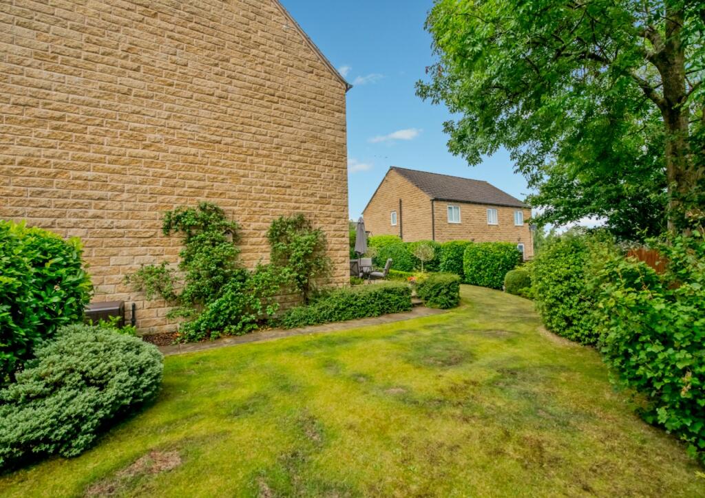 Additional image 36 of Wadsworth Court, Cleckheaton, BD19