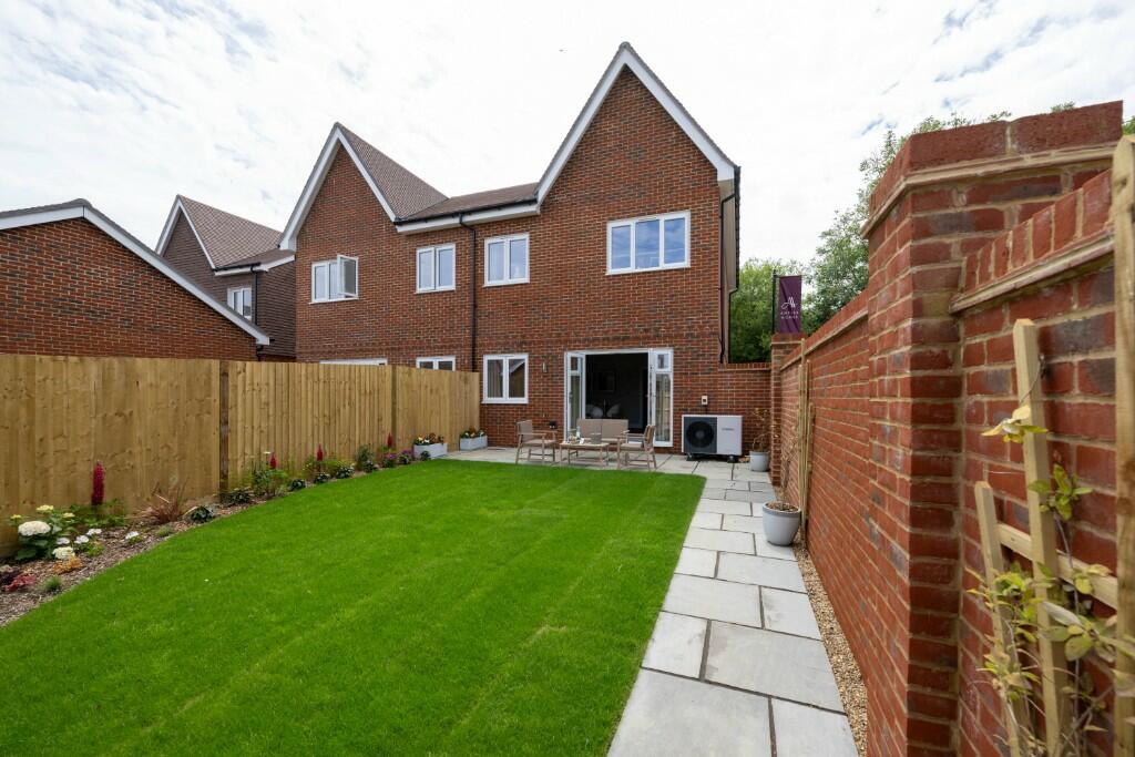 Additional image 11 of Heatherlands, 
Old Brickworks Lane, 
Lewes, 
South Chailey, 
East Sussex, 
BN8 4QD