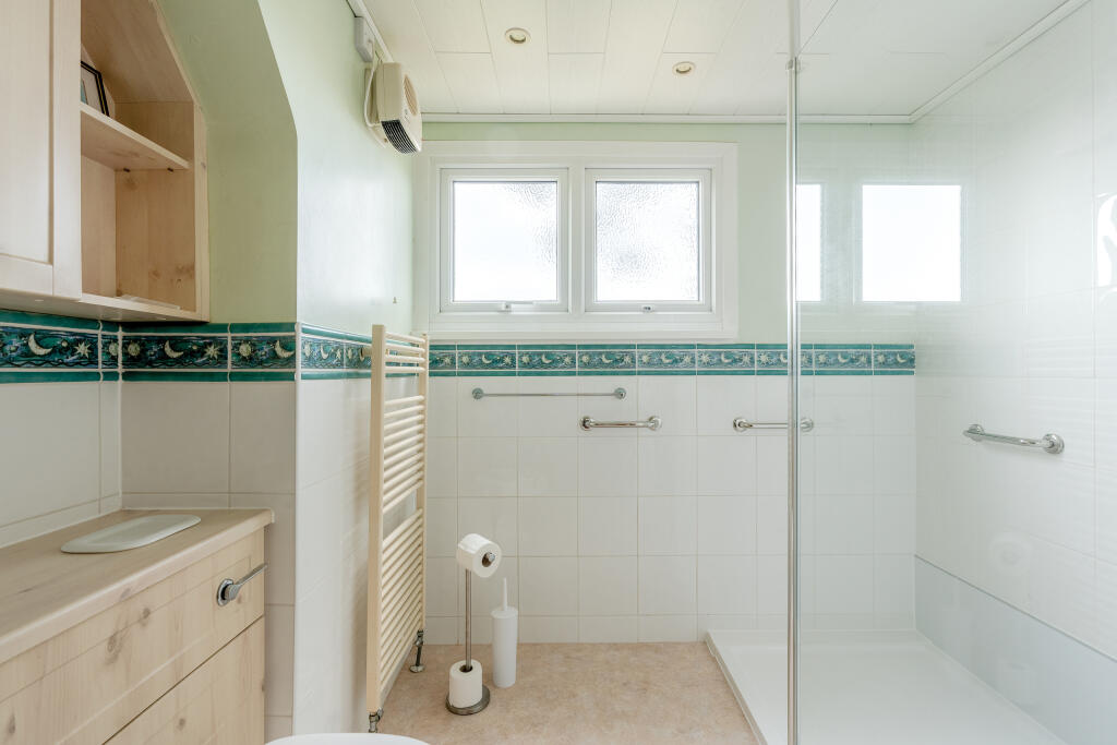 Additional image 20 of Riveleaze, Portishead