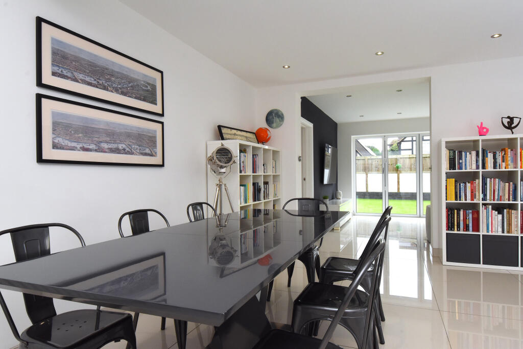 Additional image 6 of Southborough Road, Bromley