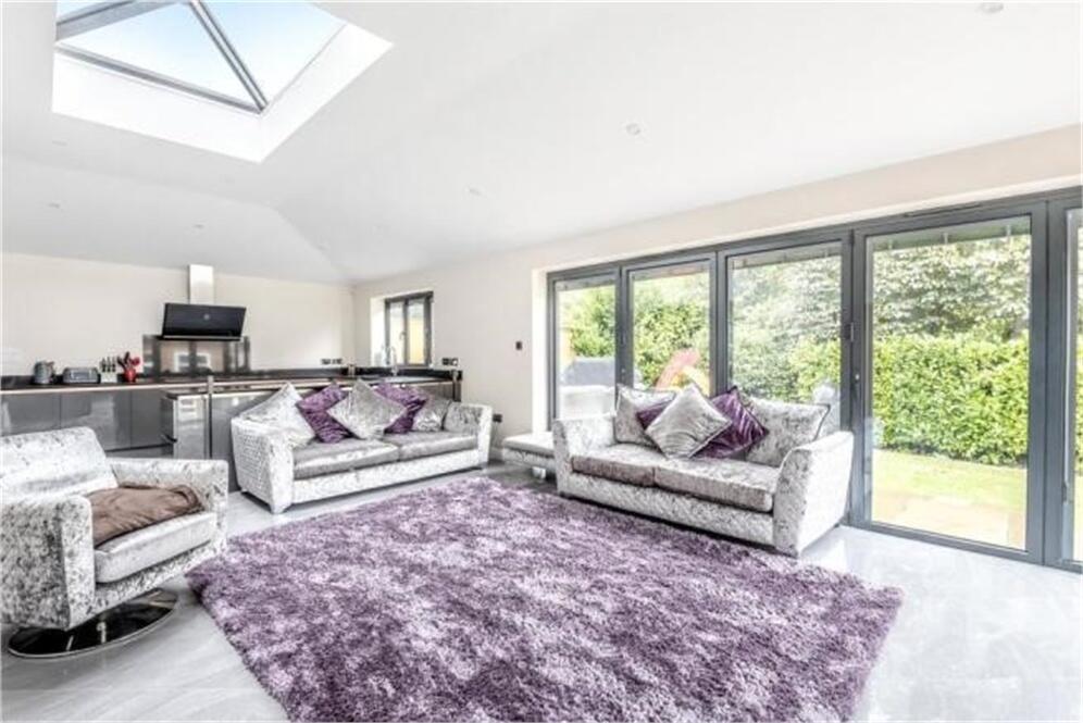 Additional image 15 of Speldhurst Close, Bromley, BR2