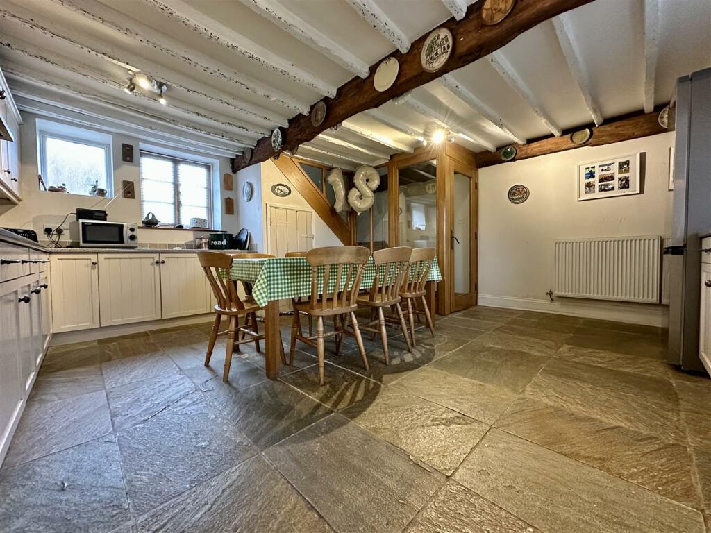 Additional image 16 of Townsend