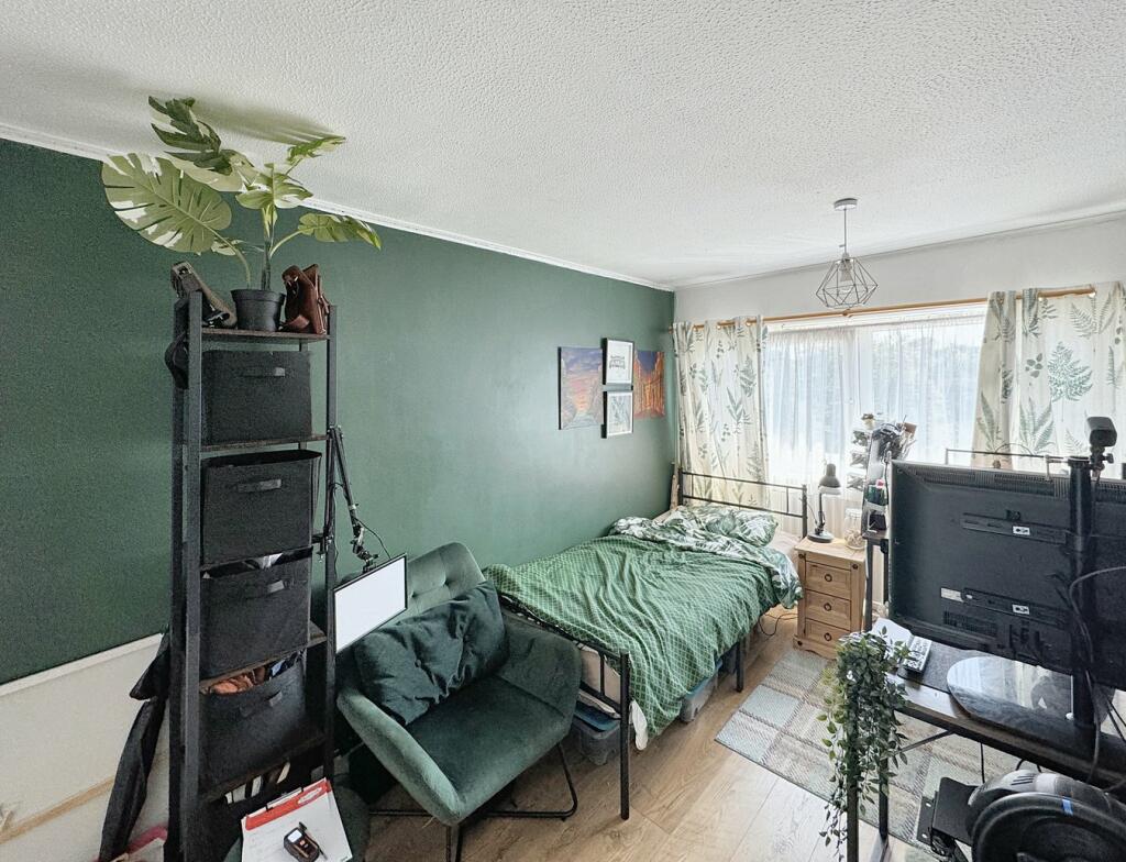 Additional image 12 of Sparrow Drive, Orpington, BR5
