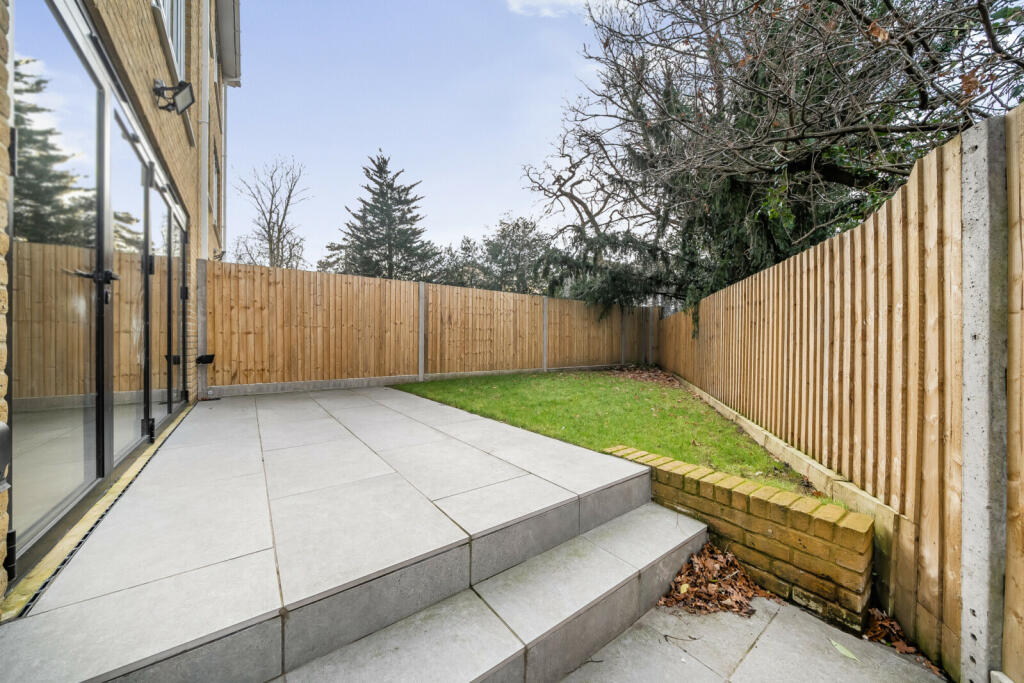 Additional image 10 of Coniston Road, Bromley