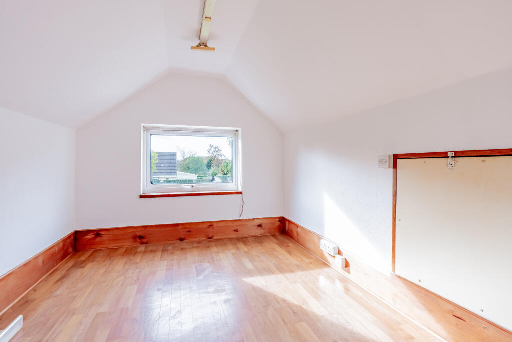 Additional image 17 of Beach Avenue, Severn Beach, Bristol, Gloucestershire