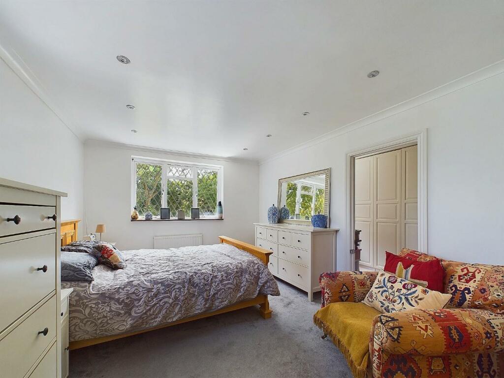 Additional image 13 of Marlings Close, Chislehurst