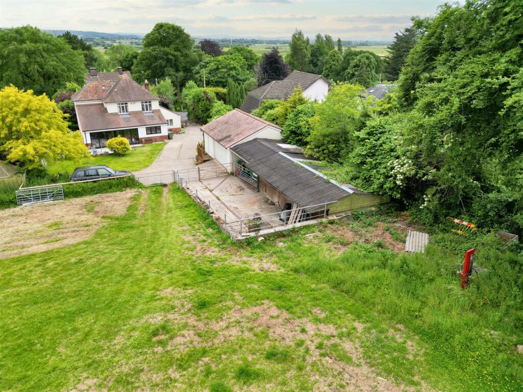 Additional image 12 of Two acres and stables in popular village location