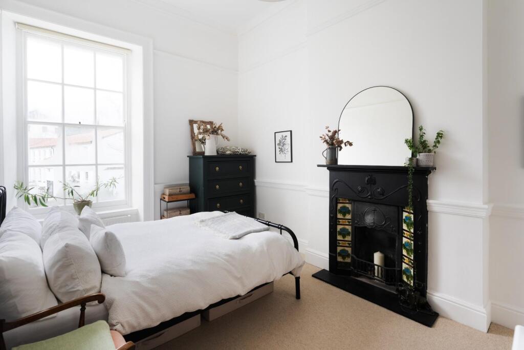 Additional image 9 of York Place, Clifton, Bristol