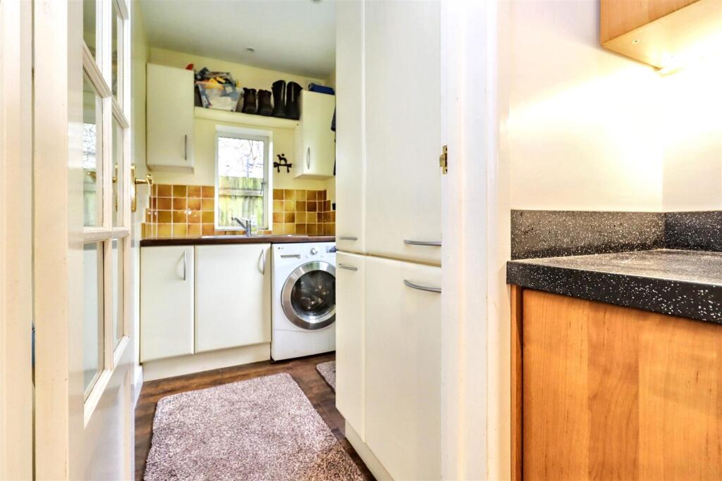 Additional image 16 of Secluded Upper Clevedon position