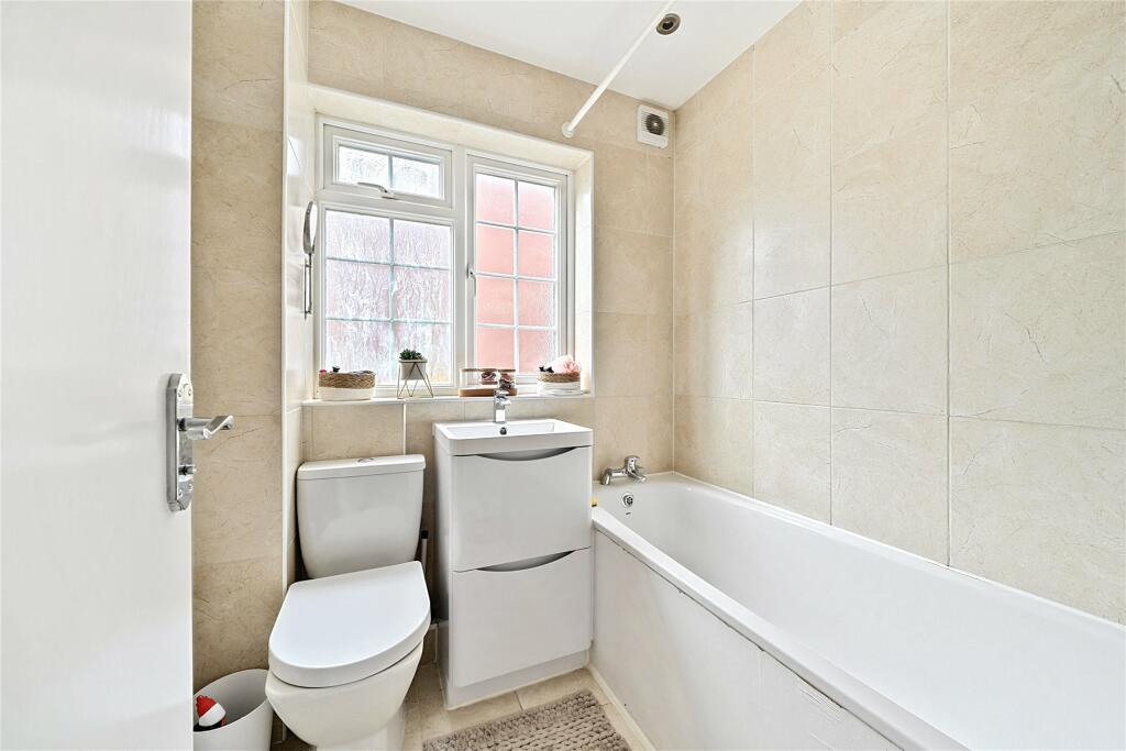 Additional image 8 of Fieldside Close, Orpington