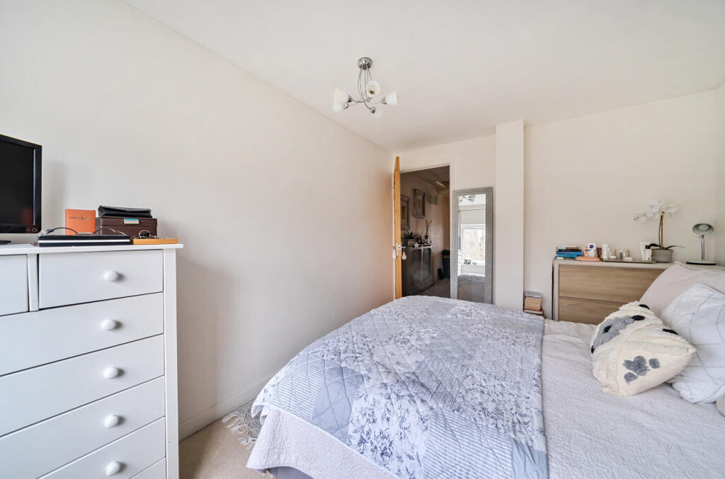 Additional image 14 of Henry Street, Bromley, BR1