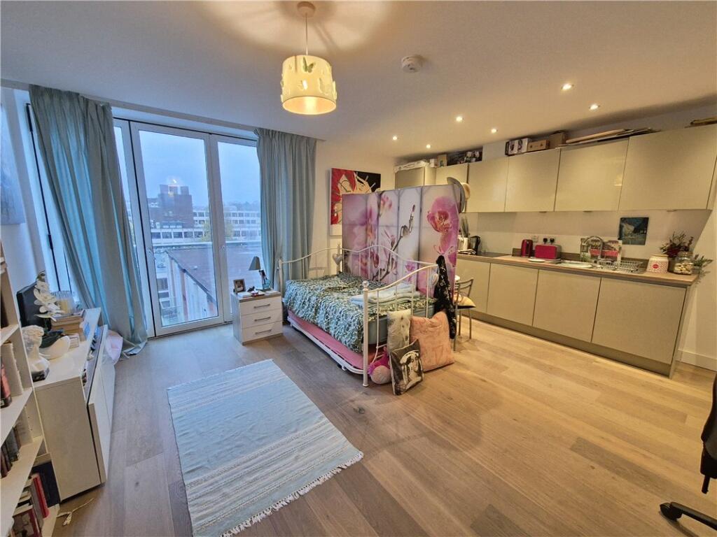 Additional image 11 of Knoll Rise, Orpington, BR6