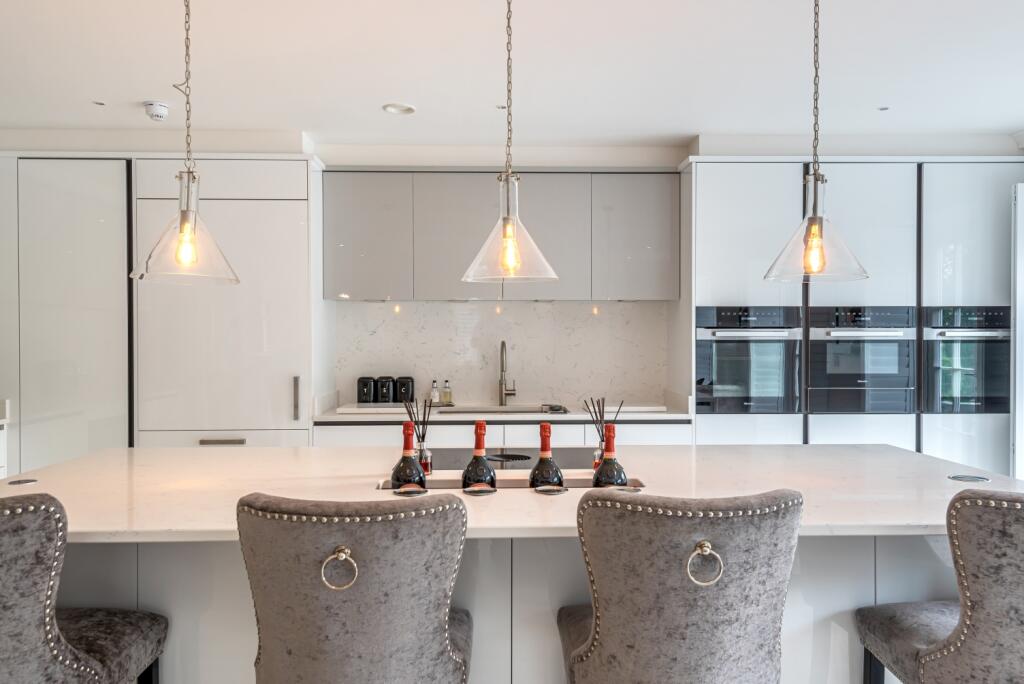 Additional image 11 of Willoughby Lane, Bromley, Kent