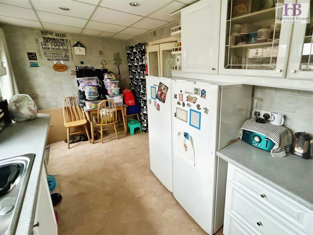 Additional image 3 of Glenaire, Shipley, Bradford