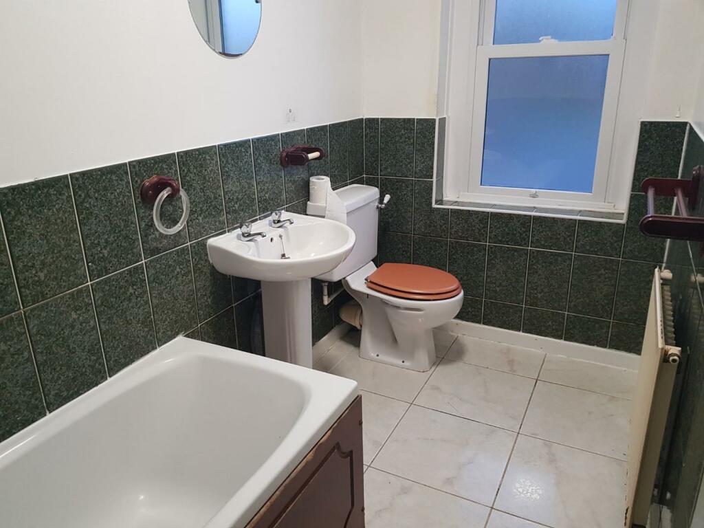 Additional image 6 of Scholes Lane, Scholes, Cleckheaton