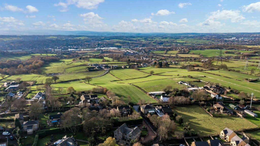 Additional image 34 of Latham Lane, Gomersal, Cleckheaton, BD19