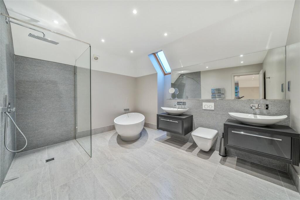 Additional image 36 of Wood Way, Farnborough Park