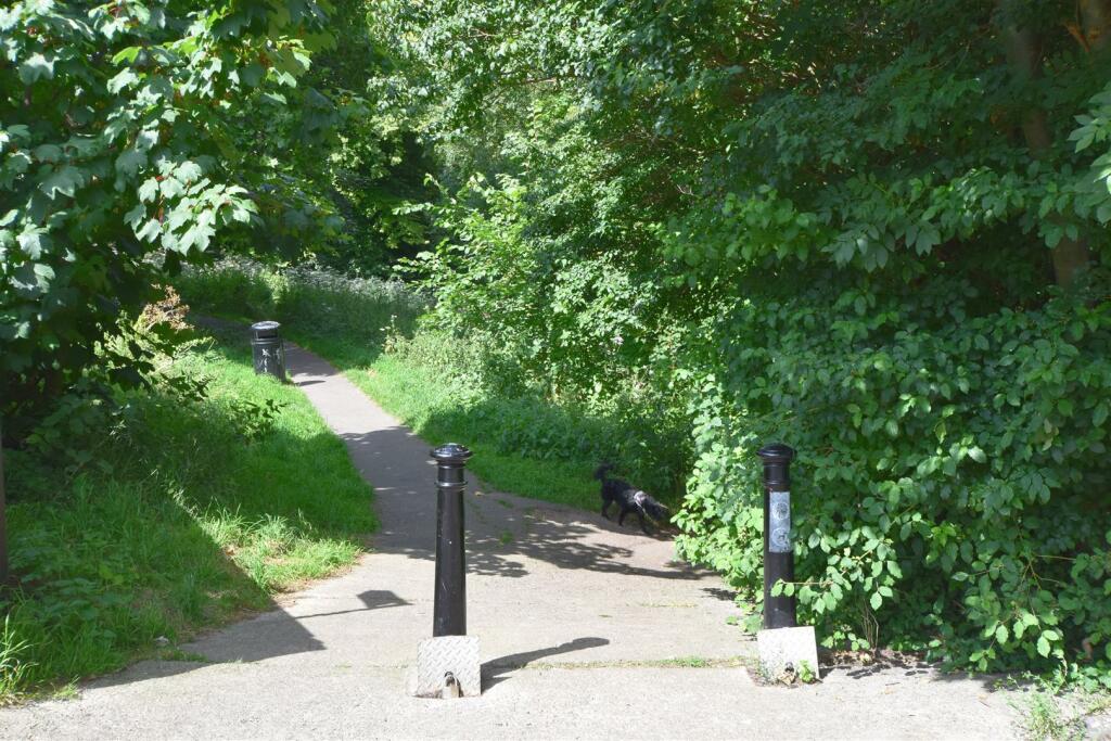 Additional image 34 of Lullington Road, Knowle, Bristol