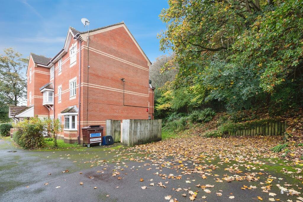 Additional image 17 of Fox Close, St. Annes Park, Bristol