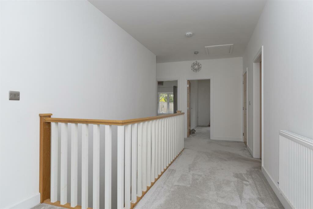 Additional image 20 of Snelsins Road, Cleckheaton