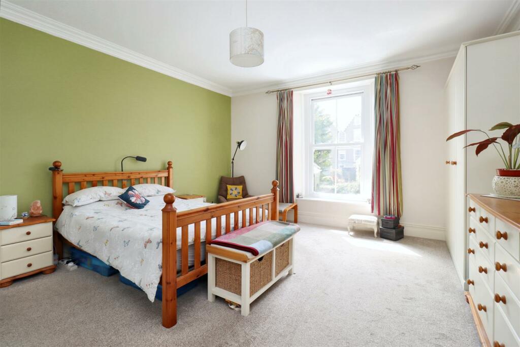 Additional image 7 of Victorian apartment with parking in Mid Clevedon