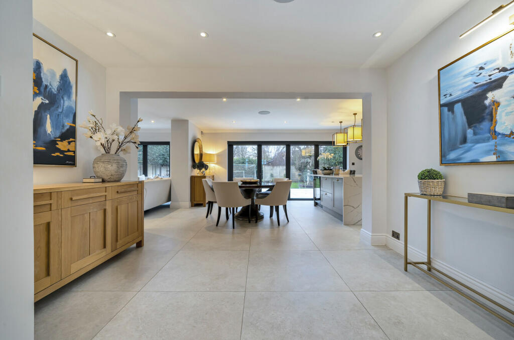 Additional image 12 of Sutherland Avenue, Petts Wood, BR5