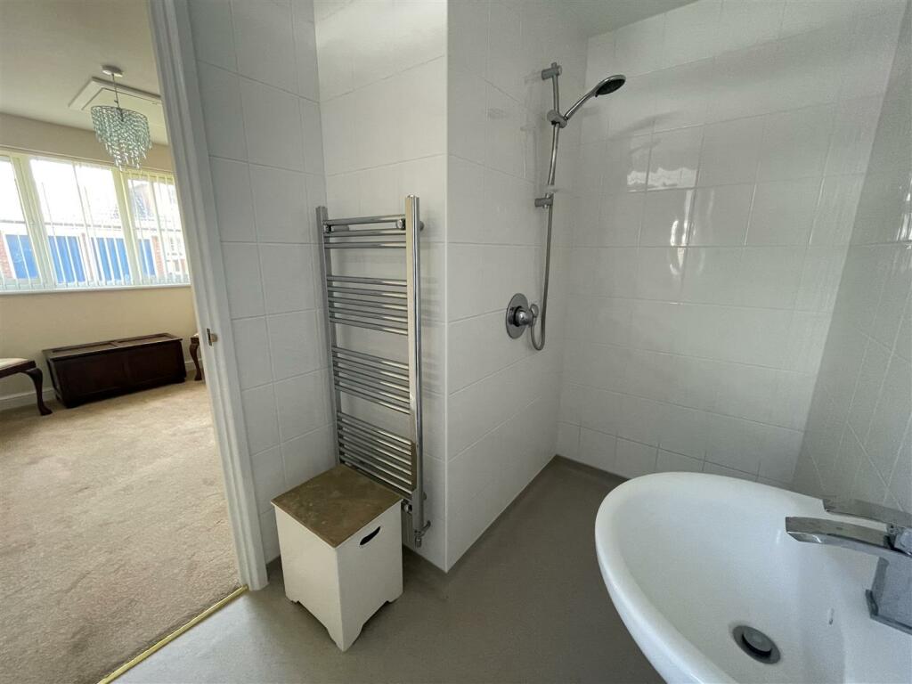 Additional image 18 of Wingard Close, Uphill - No Chain