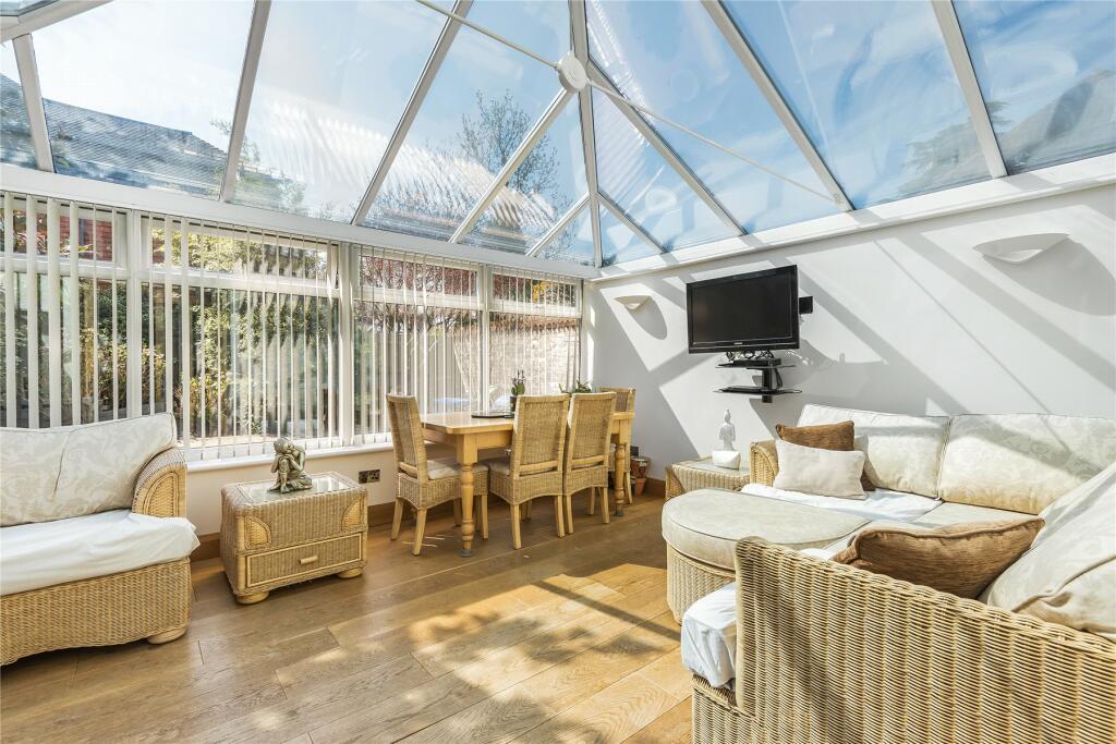 Additional image 15 of Bay Tree Close, Bromley