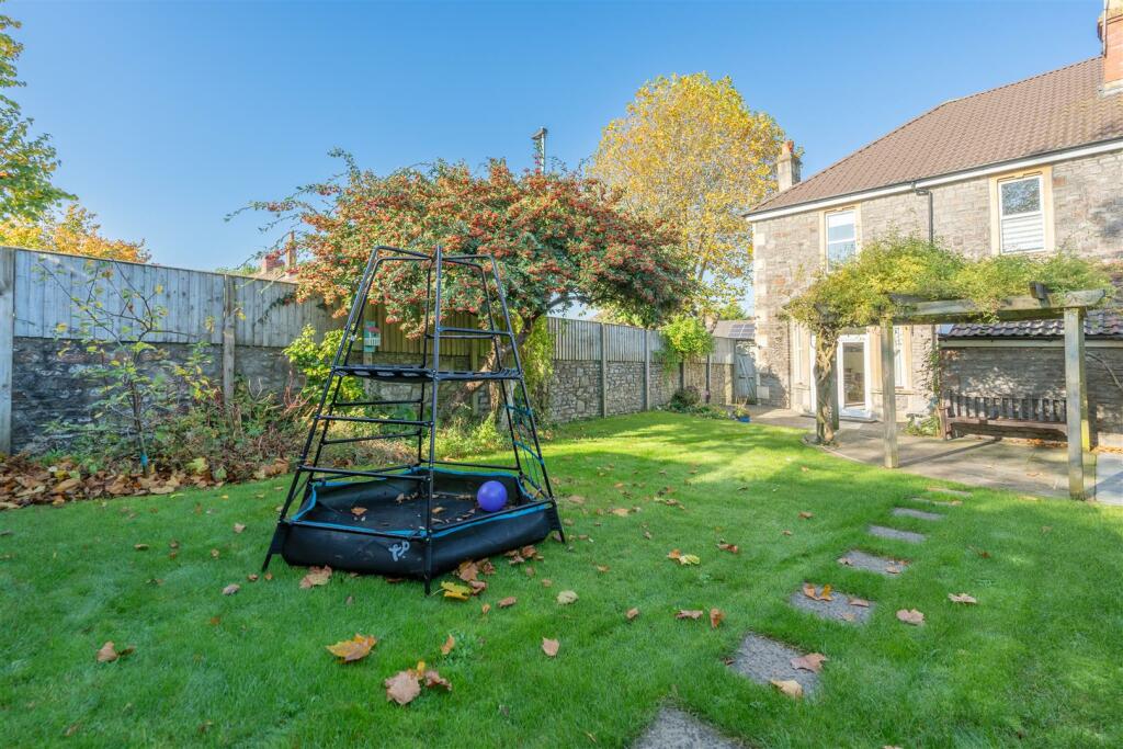 Additional image 16 of Charlton Road, Keynsham, Bristol