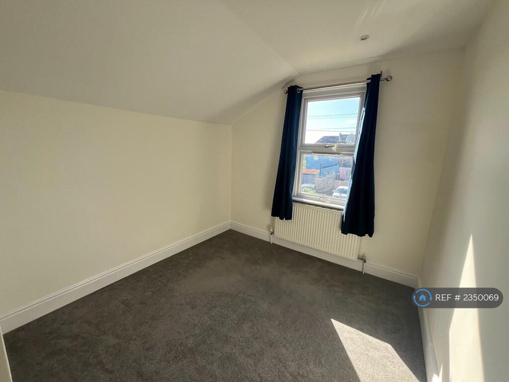 Additional image 5 of Grove Park Avenue, Bristol, BS4