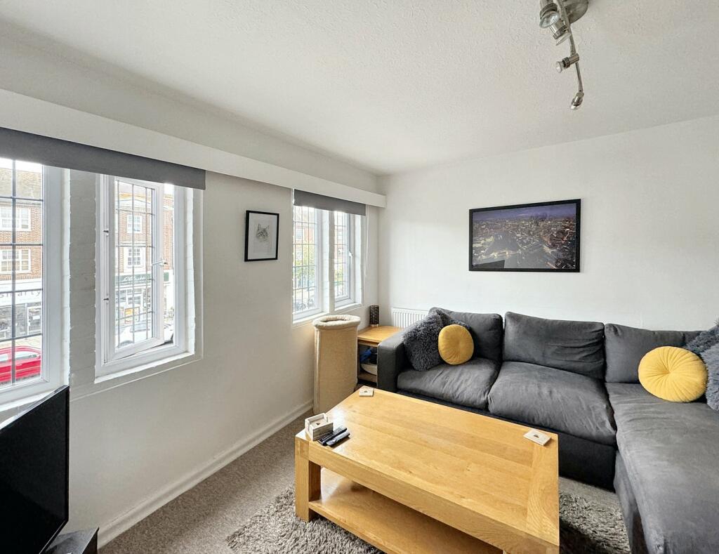 Additional image 6 of Queensway, Petts Wood, Orpington, BR5