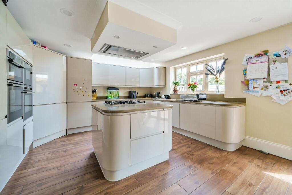 Additional image 5 of Mead Road, Chislehurst