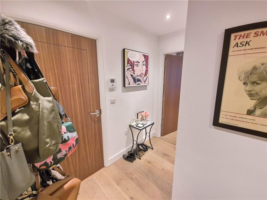 Additional image 9 of Knoll Rise, Orpington, BR6